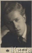 1942, Bukareszt, Rumunia.
Polscy uchodźcy w Rumunii podczas II wojny światowej. Zdjęcie portretowe Stanisława Wisłockiego.
Fot. NN, zbiory Ośrodka KARTA, udostępnił Tadeusz Deszkiewicz