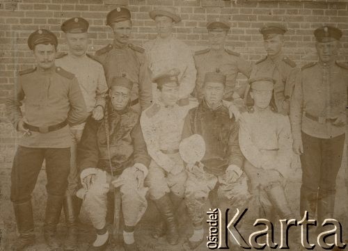 1907, Mandżuria
Polacy w armii carskiej na Dalekim Wschodzie.
Fot. NN, zbiory Ośrodka KARTA, album Wacława Skorupskiego udostępniła Agata Witerska