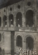 1909, Kraków, Austro-Węgry.
Wawel, fotografia z albumu Zofii i Tadeusza Rittnerów ze zdjęciami amatorskimi robionymi przez nich.
Fot. Zofia lub Tadeusz Rittner, zbiory Ośrodka KARTA, udostępniła Elżbieta Sławikowska
