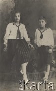 1921, brak miejsca., Polska.
Rodzeństwo Redychów: Halina i Tadeusz Władysław.
Fot. NN, zbiory Ośrodka KARTA, udostępniła Elżbieta Sławikowska