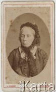 Ok. 1880, Kraków, Austro-Wegry
Antonina Bzowska z domu Żuławska, żona Feliksa Bzowskiego. 
Fot. Awit Szubert, zbiory Ośrodka KARTA, udostępniła Elżbieta Sławikowska