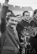 24.09.1981, Warszawa, Polska..
Ingres Prymasa Józefa Glempa. Na zdjeciu Lech Wałęsa z bukietem kwiatów i ks. Henryk Jankowski.
Fot. NN, zbiory Ośrodka KARTA, udostępnił Krzysztof Frydrych.