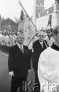 24.09.1981, Warszawa, Polska..
Ingres Prymasa Józefa Glempa. Procesja na placu Zamkowym.
Fot. NN, zbiory Ośrodka KARTA, udostępnił Krzysztof Frydrych.