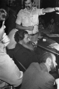 Wrzesień lub październik 1981, Gdańsk, Polska..
Konferencja prasowa BIPS (Biuro Informacji Prasowej Solidarność) podczas I Krajowego Zjazdu Delegatów NSZZ „Solidarność”. Na zdjęciu m.in. Aleksander Małachowski.
Fot. NN, zbiory Ośrodka KARTA, udostępnił Krzysztof Frydrych.