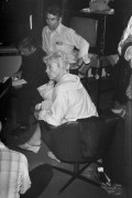 Wrzesień lub październik 1981, Gdańsk, Polska..
Konferencja prasowa BIPS (Biuro Informacji Prasowej Solidarność) podczas I Krajowego Zjazdu Delegatów NSZZ „Solidarność”. Na zdjęciu m.in. Halina Mikołajska.
Fot. NN, zbiory Ośrodka KARTA, udostępnił Krzysztof Frydrych.
