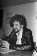 Wrzesień lub październik 1981, Gdańsk, Polska..
Konferencja prasowa BIPS (Biuro Informacji Prasowej Solidarność) podczas I Krajowego Zjazdu Delegatów NSZZ „Solidarność”. Na zdjęciu Bogdan Lis.
Fot. NN, zbiory Ośrodka KARTA, udostępnił Krzysztof Frydrych.