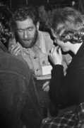 1.10.1981, Gdańsk, Polska..
Obrady I Krajowego Zjazdu Delegatów NSZZ „Solidarność”. Andrzej Gwiazda z kartką przypiętą do kieszeni koszuli: 