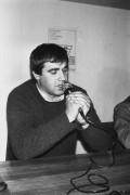 Wrzesień lub październik 1981, Gdańsk, Polska..
Konferencja prasowa BIPS (Biuro Informacji Prasowej Solidarność) podczas I Krajowego Zjazdu Delegatów NSZZ „Solidarność”, na zdjęciu Jan Kułaj, działacz rolniczej 
