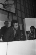 Wrzesień lub październik 1981, Gdańsk, Polska..
Konferencja prasowa BIPS (Biuro Informacji Prasowej Solidarność) podczas I Krajowego Zjazdu Delegatów NSZZ „Solidarność”. Na zdjęciu Jan Rulewski.
Fot. NN, zbiory Ośrodka KARTA, udostępnił Krzysztof Frydrych.
