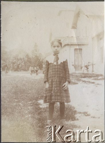 1910, Żwańczyk k/ Kamieńca Podolskiego, Ukraina, Rosja.
Zofia Klukowska (1902-1944), córka Eufrozyny i Juliana Klukowskich.
Fot. NN, zbiory Ośrodka KARTA, udostępniła Joanna Majewska