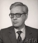 Ok. 1980, Polska.
Portret Bohdana Karolaka (1929-1989), syna Zofii (z domu Klukowskiej) i Antoniego Karolaka.
Fot. NN, zbiory Ośrodka KARTA, udostępniła Joanna Majewska
