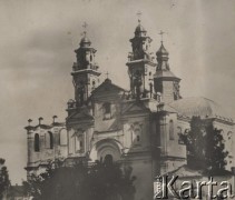 Ok. 1930, Pińsk, woj. poleskie, Polska.
Widok kościoła Jezuitów.
Fot. Feliks Drozdowski, zbiory Ośrodka KARTA, udostępnił Krzysztof Drozdowski