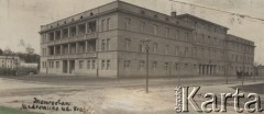 1930-1934, Inowrocław, woj. Poznań, Polska.
Budynek Uzdrowiska Ubezpieczalni Krajowej.
Fot. Feliks Drozdowski, zbiory Ośrodka KARTA, Pogotowie Archiwalne [PAF_050], udostęnił Krzysztof Drozdowski