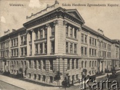 1911, Warszawa, Rosja.
Budynek Szkoły Handlowej Zgromadzenia Kupców.
Fot. NN, zbiory Ośrodka Karta, udostępniła Elżbieta Bakanowska