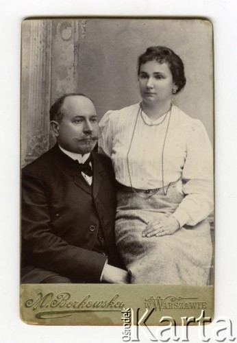 Brak daty, Warszawa
Zofia i Marian Borsukowie, portret. Marian Borsuk - warszawski chirurg, był właścicielem folwarku Wiązowszczyzna w powiecie wilejskim.
Fot. 