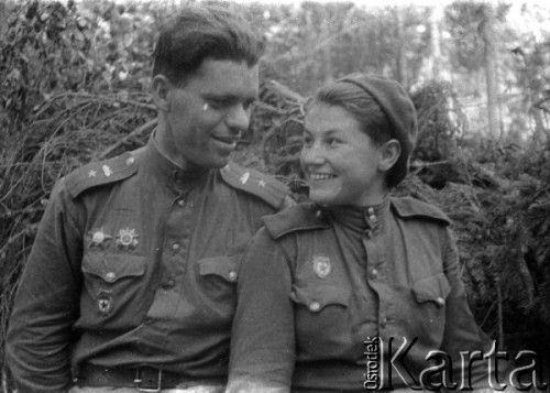 Lato 1944, Białoruś, ZSRR.
Letnia ofensywa Armii Czerwonej. Major odznaczony Orderem Wojny Ojczyźnianej i orderem 