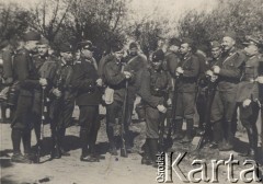 1932, brak miejsca, Polska.
Ćwiczenia wojskowe, grupa żołnierzy.
Fot. NN, zbiory Ośrodka KARTA, kolekcję Marka Chmielewskiego udostępnił Zbigniew Węglowski


