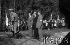 17.09.1981, Kraków, Polska.
Uroczystości pod Kopcem Józefa Piłsudskiego upamiętniające sowiecką agresję na Polskę w 1939 roku - złożenie kwiatów oraz urn z ziemią z pól bitewnych. 
Fot. Romana Kahl-Stachniewicz, zbiory Ośrodka KARTA [1981-17]