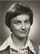 Lata 70-te, Polska.
Portret Romany Kahl-Stachniewicz - uczestniczki Ruchu Obrony Praw Człowieka i Obywatela w latach 1977-1979, działaczki i jednej z założycielek Konfederacji Polski Niepodległej w 1979 roku. Internowana 13.12.1981 roku.
Fot. NN, kolekcję zdjęć przekazała Romana Kahl-Stachniewicz.