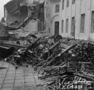 Październik 1939, Warszawa, Polska.
Broń polskich żołnierzy zdobyta przez Niemców w Warszawie.
Fot. Hugo Jager, zdjęcia z albumu 