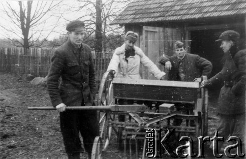 1941-1944, folwark Mierzyszki, pow. Wileńsko-Trocki.
Mieczysław Zniszczyński 
