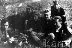 14.07.1944, Ciechanowiszki, pow. Wileńsko-Trocki.
Oddział partyzancki Bazy z Kedywu Komendy Okręgu Wileńskiego AK w czasie akcji 