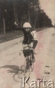 1913, brak miejsca, Polska pod zaborem rosyjskim..
Franciszek Rawski podczas jednego z wyścigów.
Fot. NN, zbiory Ośrodka Karta, udostępniło Warszawskie Towarzystwo Cyklistów (WTC).