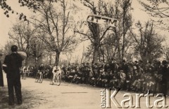 Brak daty, Polska.
Wyścig kolarski.
Fot. NN, zbiory Ośrodka Karta, udostępniło Warszawskie Towarzystwo Cyklistów (WTC).