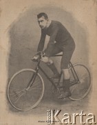 Przełom XIX i XX wieku, brak miejsca.
Klarz Franz Schneeweiss.
Fot. NN, zbiory Ośrodka Karta, udostępniło Warszawskie Towarzystwo Cyklistów (WTC).
