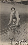 12.02.1909, Paryż, Francja.
Rosyjski sprinter- Iwan Nédéla.
Fot. NN, zbiory Ośrodka Karta, udostępniło Warszawskie Towarzystwo Cyklistów (WTC).