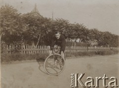 Początek XX wieku, Polska pod zaborem rosyjskim.
Stanisław Wyhowski.
Fot. NN, zbiory Ośrodka Karta, udostępniło Warszawskie Towarzystwo Cyklistów (WTC).