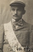 1904, Polska pod zaborem rosyjskim.
Feliks Kaim - mistrz Galicji na 1907, wicemistrz Królestwa Polskiego z 1906.
Fot. NN, Warszawskie Towarzystwo Cyklistów, zbiory Ośrodka KARTA