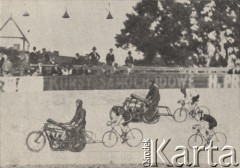 Lata 30-te, Polska.
Wyścig za prowadzeniem motorów. 
Fot. NN, 