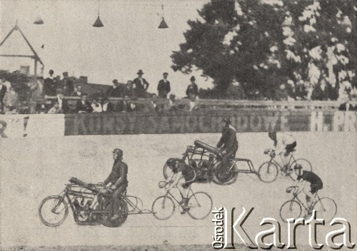 Lata 30-te, Polska.
Wyścig za prowadzeniem motorów. 
Fot. NN, 
