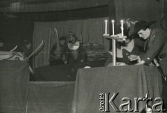 1940, Comisani, Rumunia.
Obóz internowania dla żołnierzy Wojska Polskiego, sztuka Jóżefa Bzowskiego 
