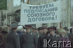 Marzec 1991, Wilno, Litwa.
Manifestacja zwolenników Związku Radzieckiego.
Fot. Wojciech Druszcz, zbiory Ośrodka KARTA