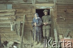 1991, Litwa.-Białoruś.
Starsze małżeństwo mieszkające na pustkowiu na granicy litewsko-białoruskiej.
Fot. Wojciech Druszcz, zbiory Ośrodka KARTA