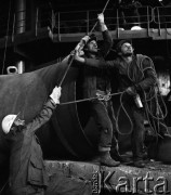 1974, Dąbrowa Górnicza, Polska.
Budowa Huty Katowice - największego i najnowocześniejszego w PRL kombinatu metalurgicznego.
Fot. Wojciech Druszcz, zbiory Ośrodka KARTA
