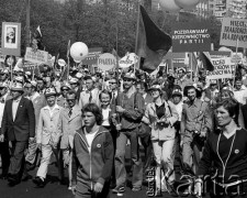 1.05.1978, Warszawa, Polska.
Pochód pierwszomajowy.
Fot. Wojciech Druszcz, zbiory Ośrodka KARTA.