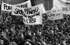 4.11.1984, Warszawa, Polska.
Kościół św. Stanisława Kostki. Pogrzeb księdza Jerzego Popiełuszki.
Fot. Wojciech Druszcz, zbiory Ośrodka KARTA
