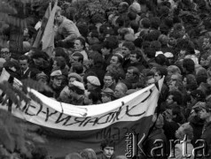 4.11.1984, Warszawa, Polska.
Kościół św. Stanisława Kostki. Pogrzeb księdza Jerzego Popiełuszki.
Fot. Wojciech Druszcz, zbiory Ośrodka KARTA
