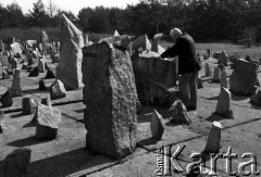 19.04.1988, Treblinka, Polska.
45. rocznica Powstania w Getcie Warszawskim. Uroczystości na terenie byłego obozu śmierci w Treblince. 
Fot. WojciechDruszcz, zbiory Ośrodka KARTA