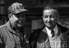 19.04.1988, Warszawa, Polska.
45. rocznica Powstania w Getcie Warszawskim. Uroczystości na cmentarzu żydowskim. Brali w nich udział więźniowie obozów koncentracyjnych, delegacje z Izraela i całego świata oraz przedstawiciele Solidarności. Nz. Jacek Kuroń (z lewej) i Marek Edelman.
Fot. WojciechDruszcz, zbiory Ośrodka KARTA