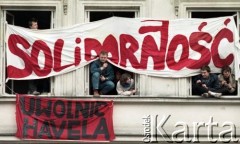 1989, Warszawa, Polska.
Uniwersytet Warszawski. Manifestacja NSZZ 
