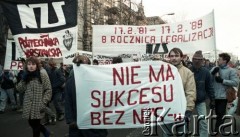1989, Warszawa, Polska.
Manifestacja studentów uczelni warszawskich w sprawie ponownej rejestracji Niezależnego Zrzeszenia Studentów.
Fot. Wojciech Druszcz, zbiory Ośrodka KARTA.
