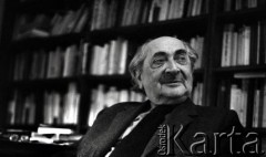 1976, Polska.
Pisarz i tłumacz literatury Adam Ważyk. 
Fot. Wojciech Druszcz, zbiory Ośrodka KARTA.