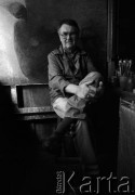 10.09.1996, Warszawa, Polska.
Malarz, rzeźbiarz Zdzisław Beksiński.
Fot. Wojciech Druszcz, zbiory Ośrodka KARTA