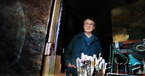 10.09.1996, Warszawa, Polska.
Malarz, rzeźbiarz Zdzisław Beksiński.
Fot. Wojciech Druszcz, zbiory Ośrodka KARTA