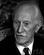 1975, Warszawa, Polska.
Archeolog, egiptolog, historyk sztuki, członek PAN profesor Kazimierz Michałowski.
Fot. Wojciech Druszcz, zbiory Ośrodka KARTA