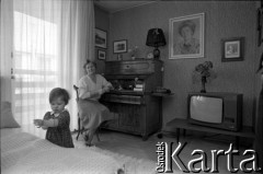 Kwiecień 1989, Polska.
Olga Krzyżanowska, kandydatka Komitetu Obywatelskiego 